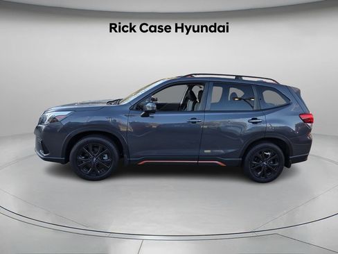 Used 2023 Subaru Forester Sport image 3