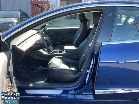 Used 2018 Tesla Model 3 Long Range RWD image 13