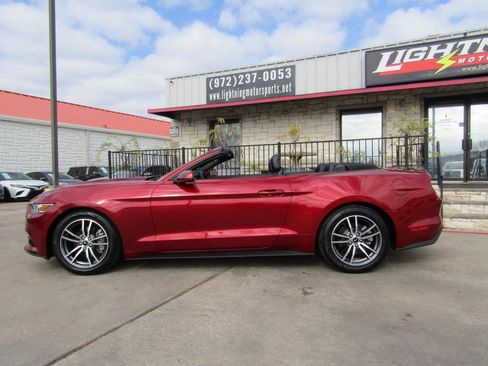 Used 2016 Ford Mustang Premium image 8