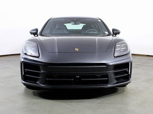 New 2025 Porsche Panamera 4 image 10