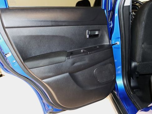 Used 2015 Mitsubishi Outlander Sport SE image 40