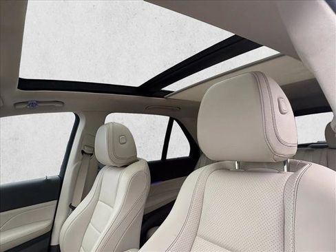 Certified 2020 Mercedes-Benz GLE 450 4MATIC image 11