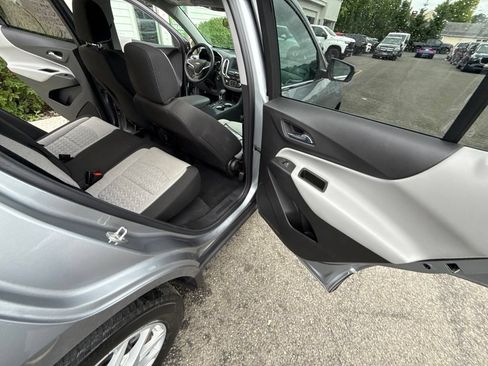 Used 2024 Chevrolet Equinox LT AWD/4WD image 49