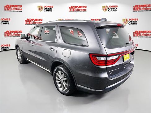 Used 2018 Dodge Durango SXT w/ Quick Order Package 2BB image 2