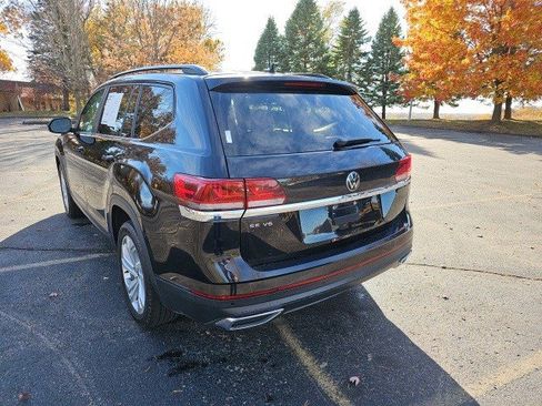 Used 2021 Volkswagen Atlas SE image 3
