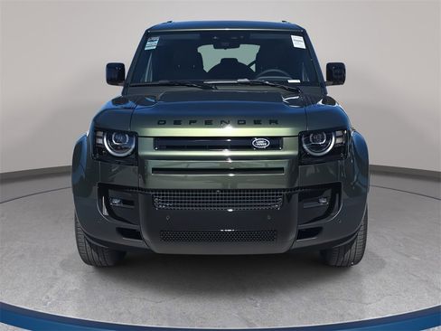 New 2026 Land Rover Defender 110 S image 2