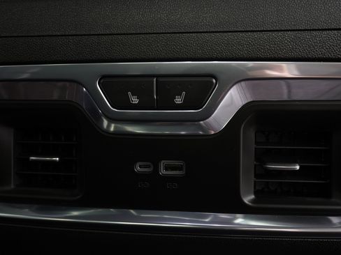 Used 2025 Chevrolet Silverado 1500 LTZ w/ LTZ Premium Texas Edition image 12