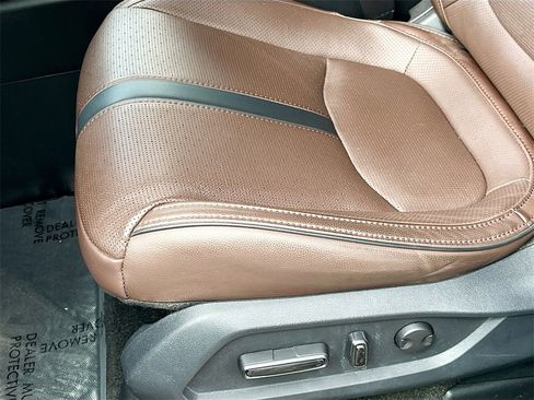 Used 2024 Honda Pilot Elite image 19