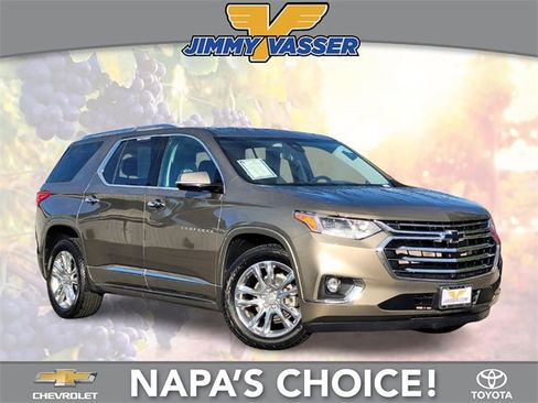 Used 2020 Chevrolet Traverse High Country image 1