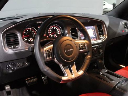 Used 2012 Dodge Charger SRT8 w/ Adaptive Cruise Control Group image 8