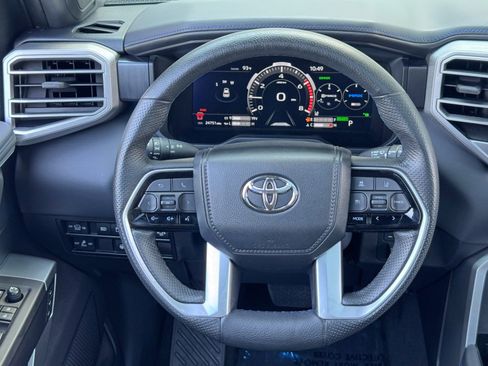 Used 2023 Toyota Sequoia Platinum AWD/4WD image 22