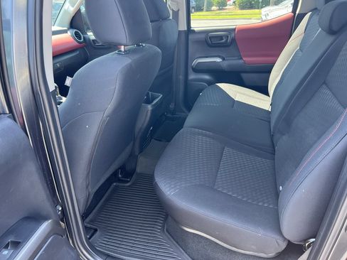 Used 2023 Toyota Tacoma SR5 RWD image 32