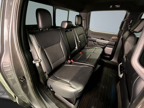 Used 2024 Ford F150 Lariat w/ FX4 Off-Road Package image 26