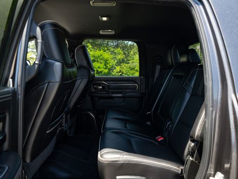 Used 2022 RAM 2500 Limited AWD/4WD image 32