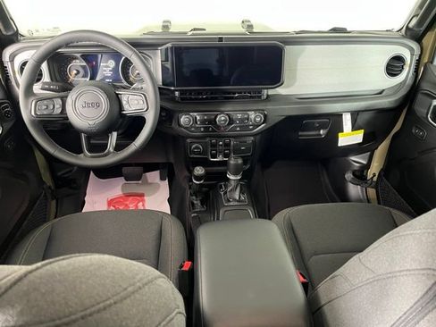 Used 2026 Jeep Gladiator Sport AWD/4WD image 41