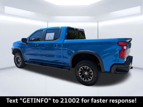 Used 2022 Chevrolet Silverado 1500 ZR2 w/ Technology Package AWD/4WD image 6