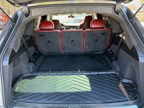 Used 2021 Audi SQ7 Prestige image 25