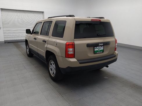 Used 2016 Jeep Patriot Sport FWD image 5