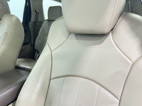 Used 2016 GMC Acadia Denali image 17