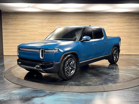Used 2025 Rivian R1T Adventure AWD/4WD image 7