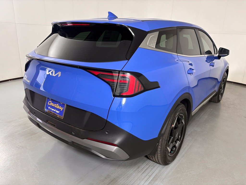 New 2026 Kia Sportage EX FWD image 8