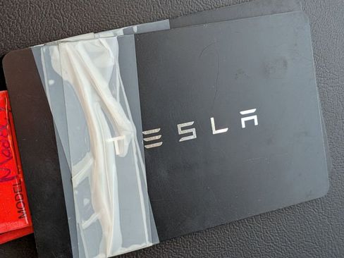 Used 2026 Tesla Model Y Long Range RWD image 36