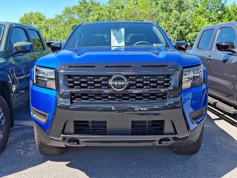 New 2026 Nissan Frontier SV w/ SV Convenience Package AWD/4WD image 2