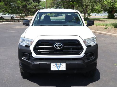 Used 2016 Toyota Tacoma SR AWD/4WD image 13