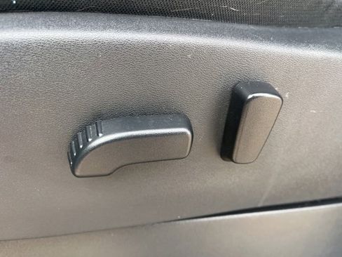 Used 2023 Nissan Frontier PRO-4X w/ Pro Convenience Package image 16