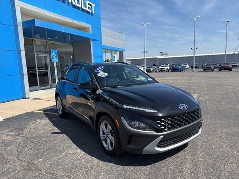 Used 2023 Hyundai Kona SEL w/ Cargo Package image 9