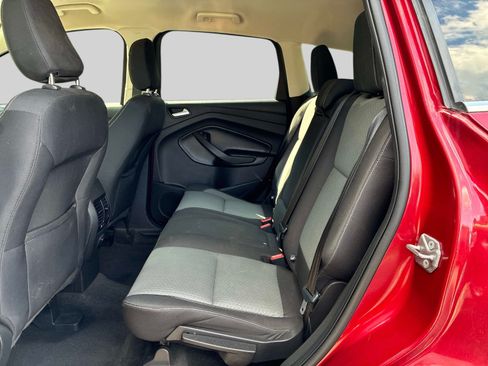 Used 2018 Ford Escape SE AWD/4WD image 15