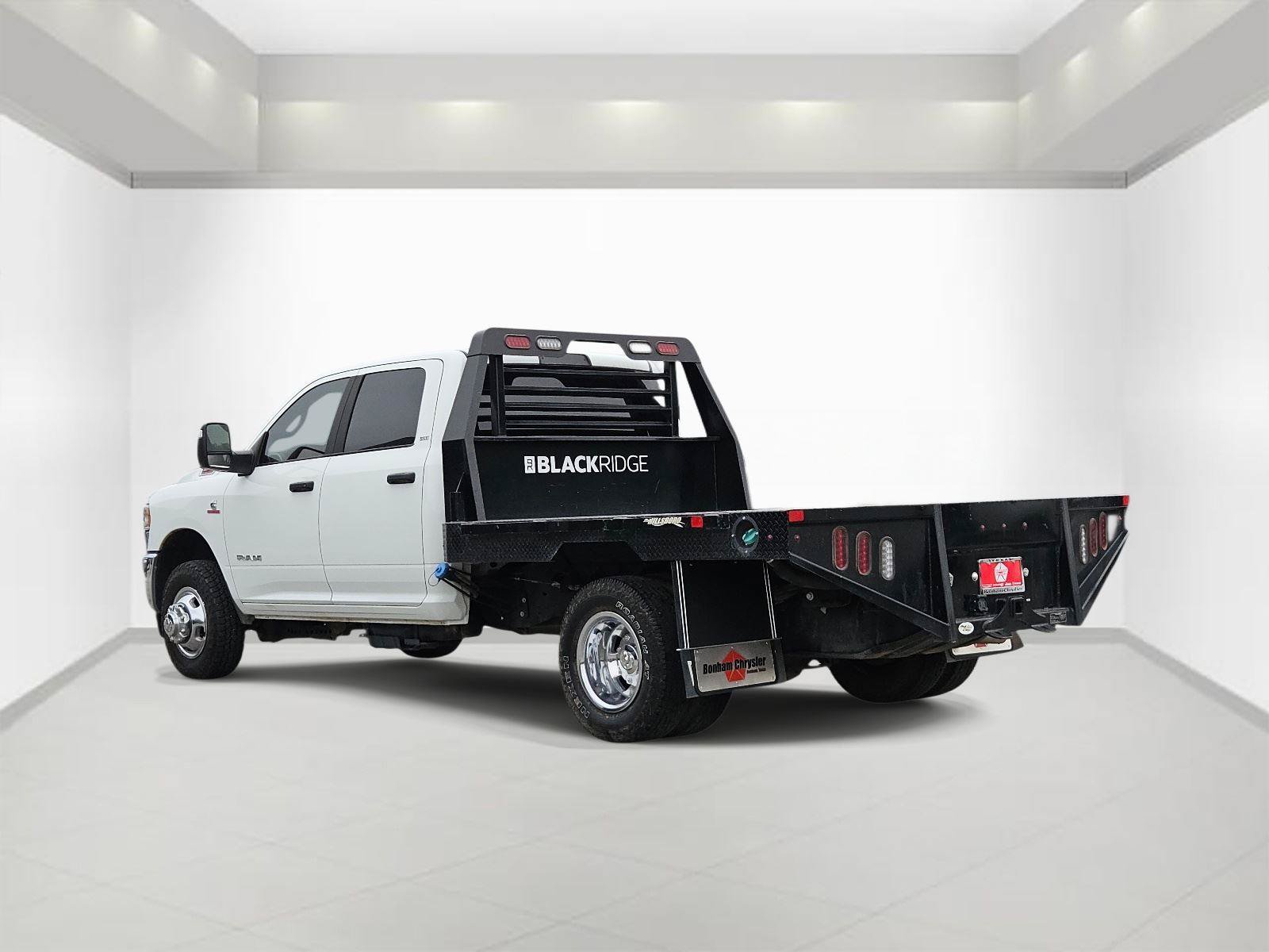 Used 2024 RAM 3500 SLT w/ Quick Order Package 2YG SLT AWD/4WD image 6