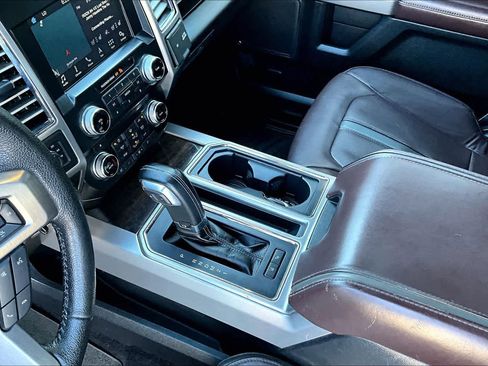 Used 2016 Ford F150 Platinum w/ Technology Package AWD/4WD image 17