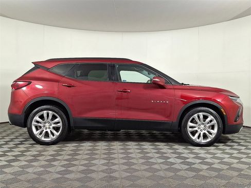 Used 2019 Chevrolet Blazer LT w/ Sun and Wheels Package image 10
