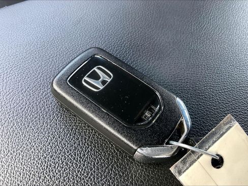 Used 2022 Honda Accord Sport image 14