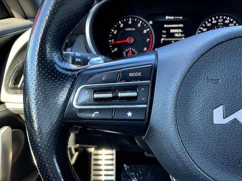 Used 2022 Kia Stinger GT2 w/ Scorpion Package RWD image 13