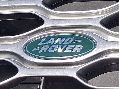 New 2025 Land Rover Discovery S image 21