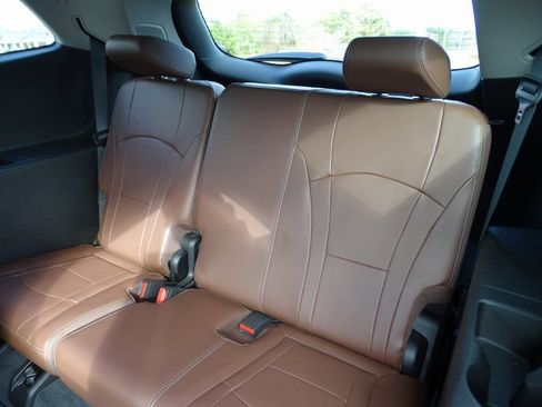 Used 2018 Buick Enclave Avenir w/ Avenir Technology Package image 9