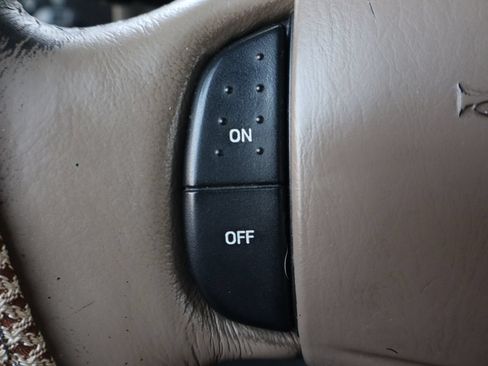Used 2001 Ford F250 Lariat AWD/4WD image 28