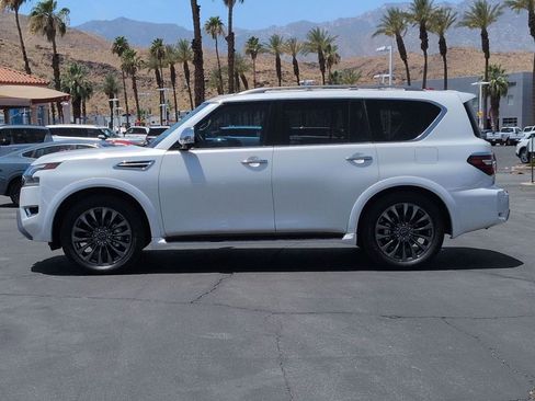 Used 2023 Nissan Armada Platinum w/ Captain's Chairs Package AWD/4WD image 3
