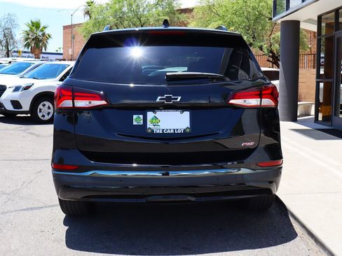 Used 2022 Chevrolet Equinox RS w/ RS Leather Package FWD image 11