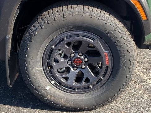 Certified 2025 Nissan Frontier PRO-4X w/ Pro Convenience Package image 10