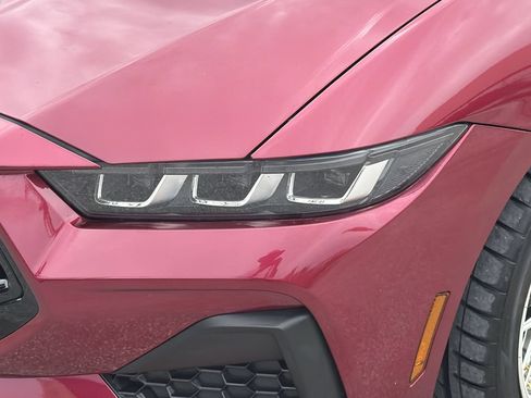 Used 2025 Ford Mustang GT Premium RWD image 6