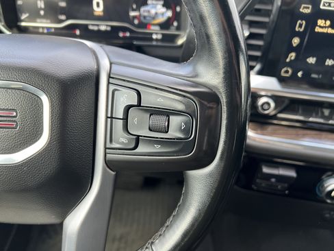 Used 2024 GMC Sierra 3500 SLE w/ SLE Convenience Package image 25