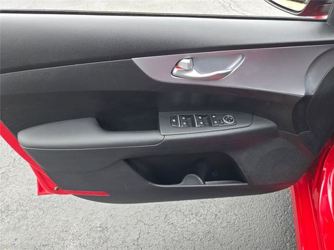 Used 2024 Kia Forte LXS image 20