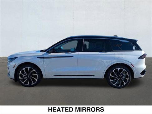 New 2026 Lincoln Nautilus Black Label AWD/4WD image 3