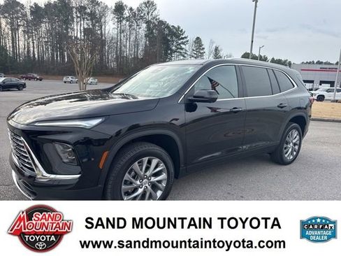 Used 2025 Buick Enclave Preferred image 6