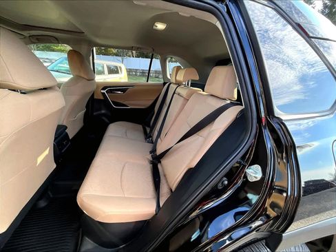 Used 2023 Toyota RAV4 XLE image 15