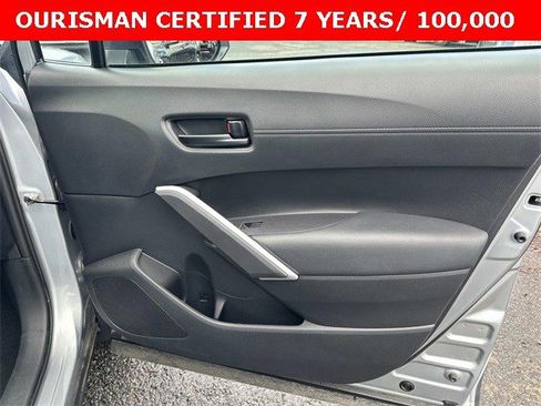 Used 2024 Toyota Corolla Cross LE image 8