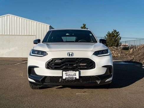 Used 2026 Honda HR-V Sport image 2